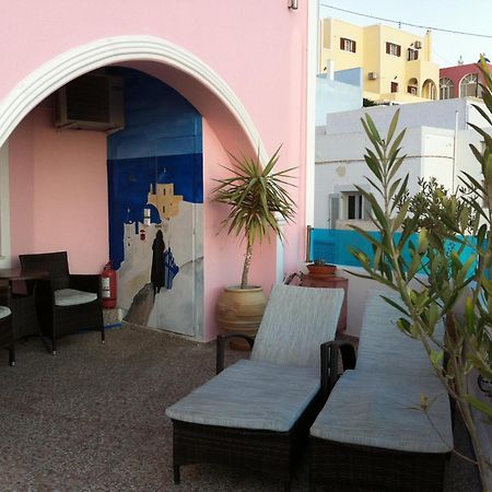 Nectarios Villa - Studios & Suites Adults Only Фіра Екстер'єр фото