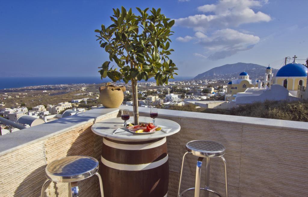 Nectarios Villa - Studios & Suites Adults Only Фіра Екстер'єр фото