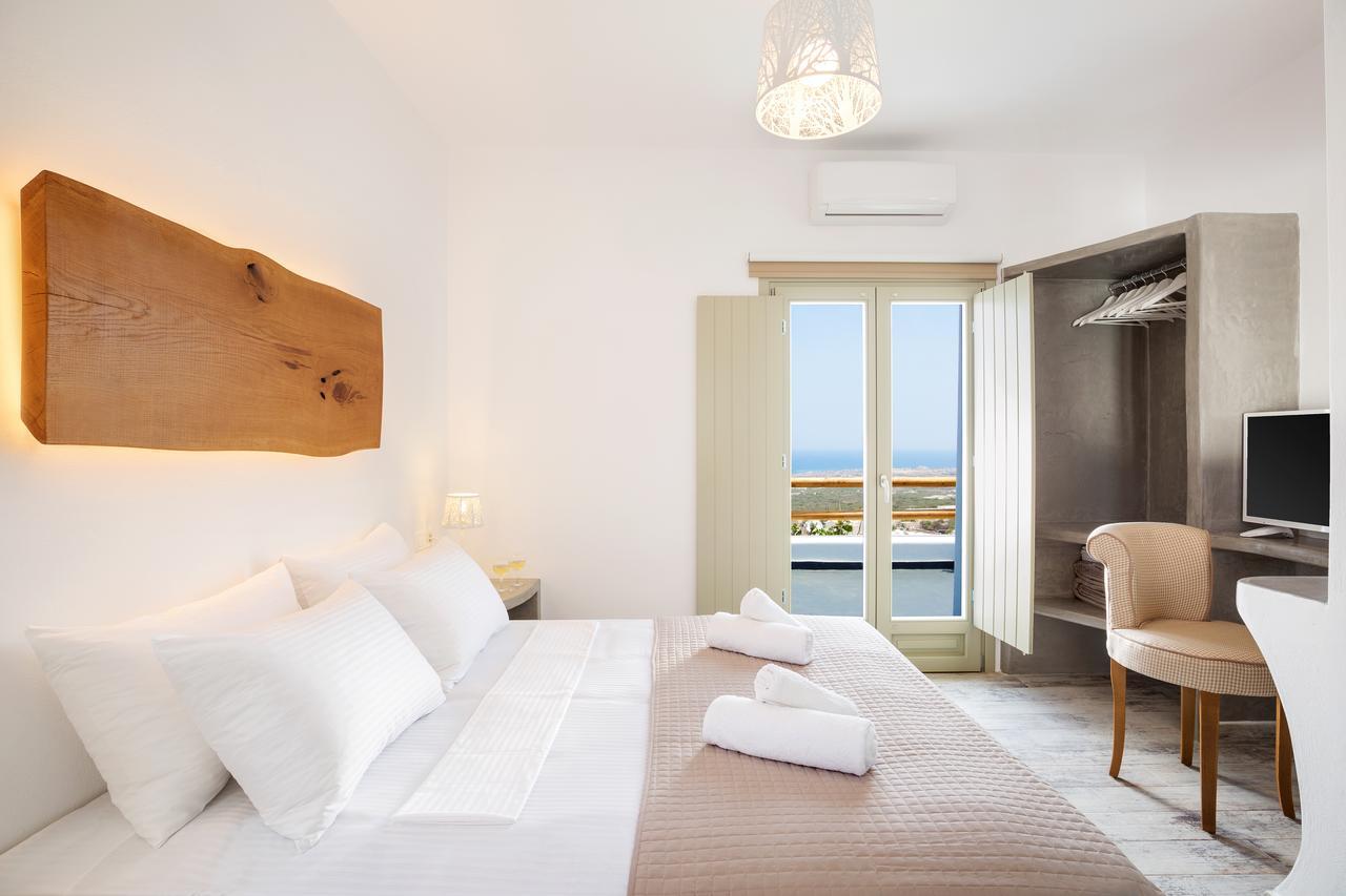 Nectarios Villa - Studios & Suites Adults Only Фіра Екстер'єр фото