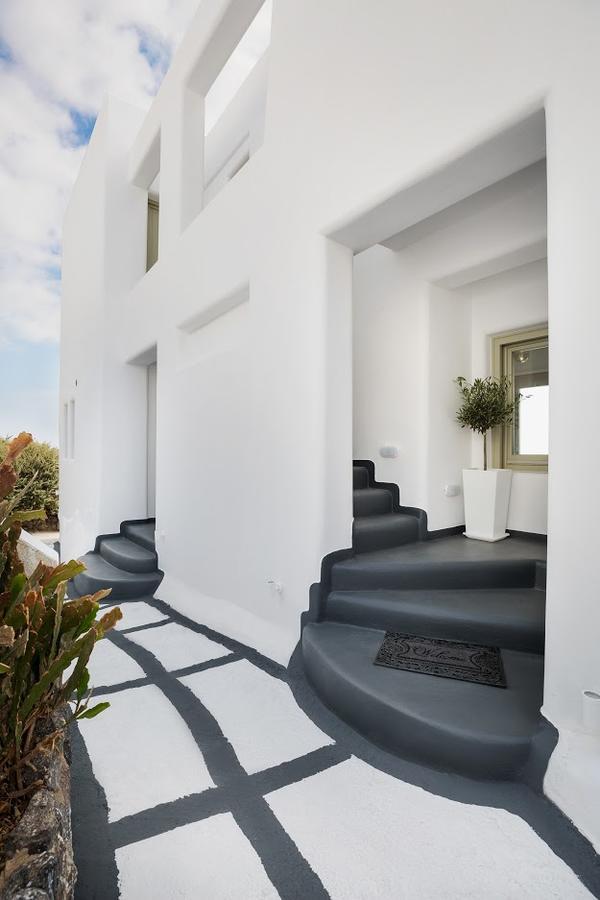 Nectarios Villa - Studios & Suites Adults Only Фіра Екстер'єр фото