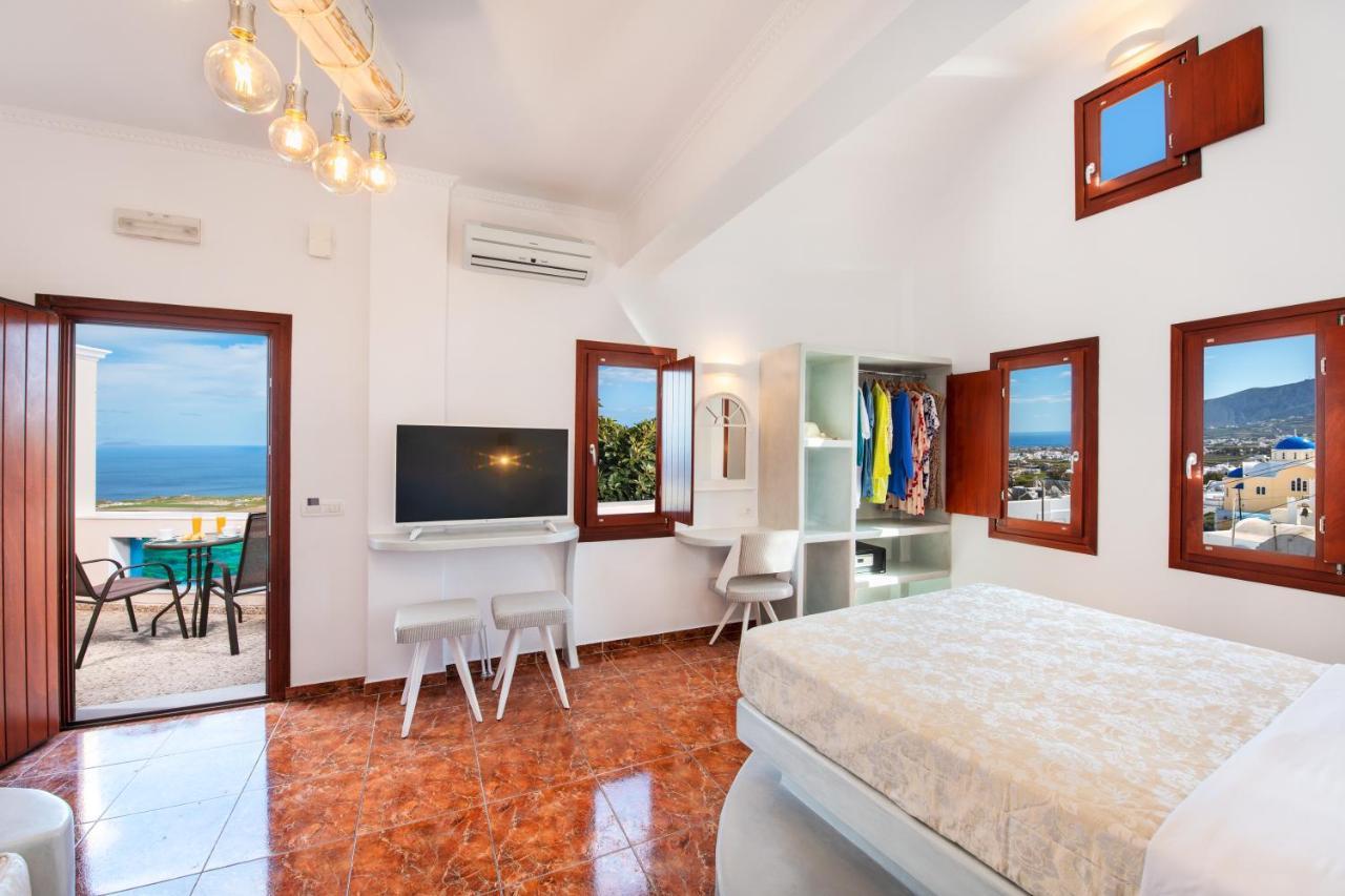 Nectarios Villa - Studios & Suites Adults Only Фіра Екстер'єр фото