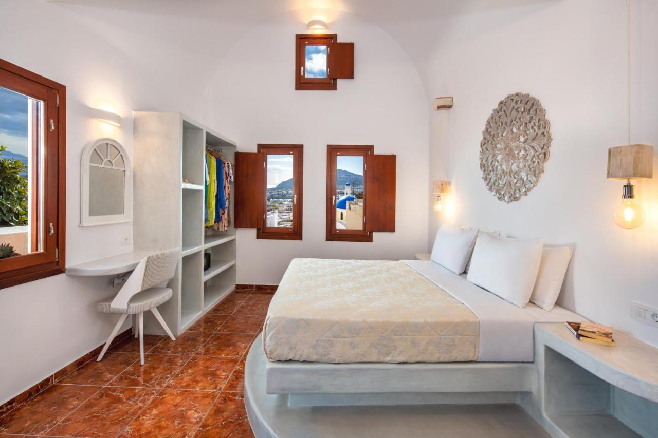 Nectarios Villa - Studios & Suites Adults Only Фіра Екстер'єр фото